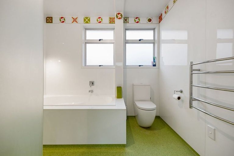 Photo of property in 19 Morrow Avenue, St Andrews, Hamilton, 3200