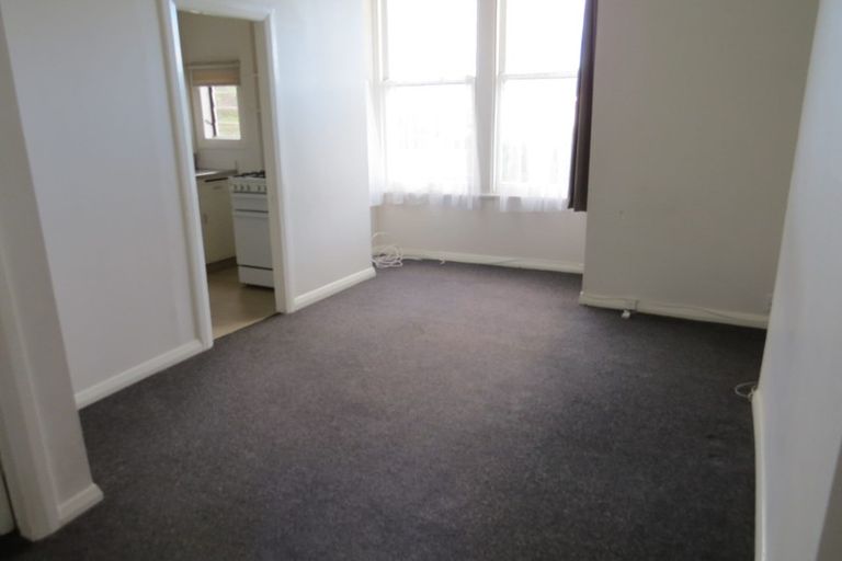 Photo of property in 3/22 Hargreaves Street, Mount Cook, Wellington, 6021