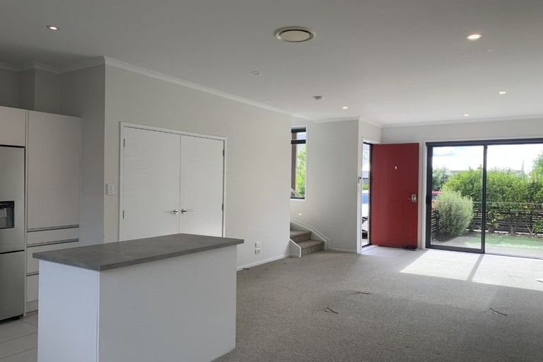 Photo of property in 27 Saltmarsh Road, Hobsonville, Auckland, 0616