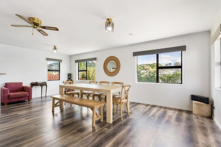 Photo of property in 205 Achilles Avenue, Whangamata, 3620