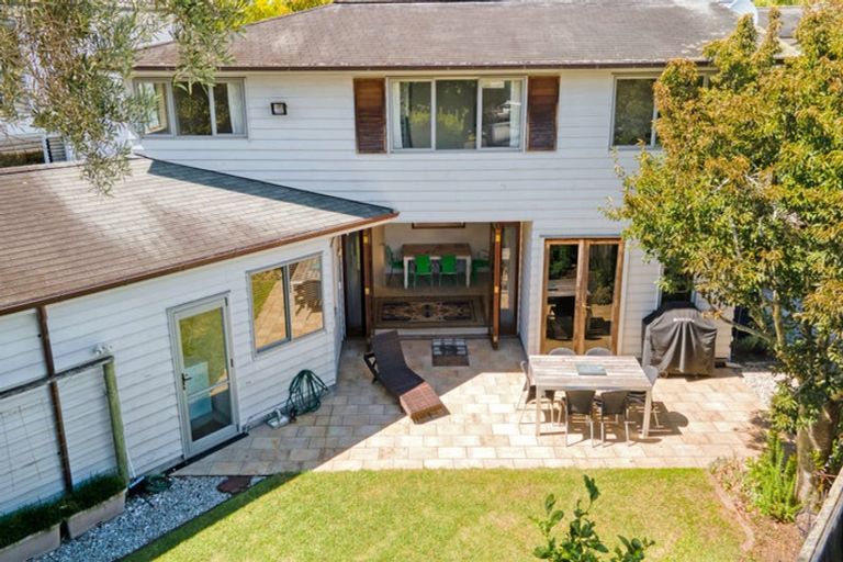 Photo of property in 1/6 Crete Avenue, Milford, Auckland, 0620