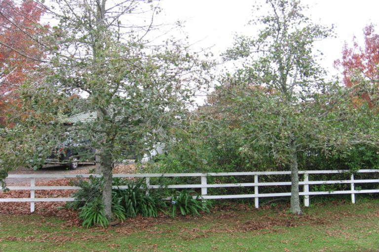 Photo of property in 3a Faith Grove, Greenhithe, Auckland, 0632