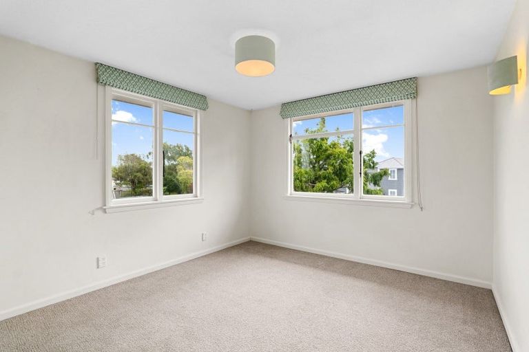 Photo of property in 9 Grassmere Street, Papanui, Christchurch, 8052