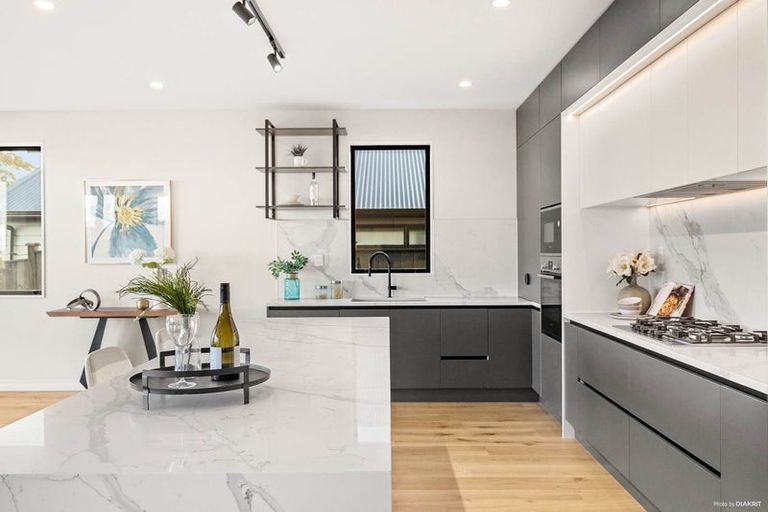 Photo of property in 36 Paparahi Place, Wainui, 0992