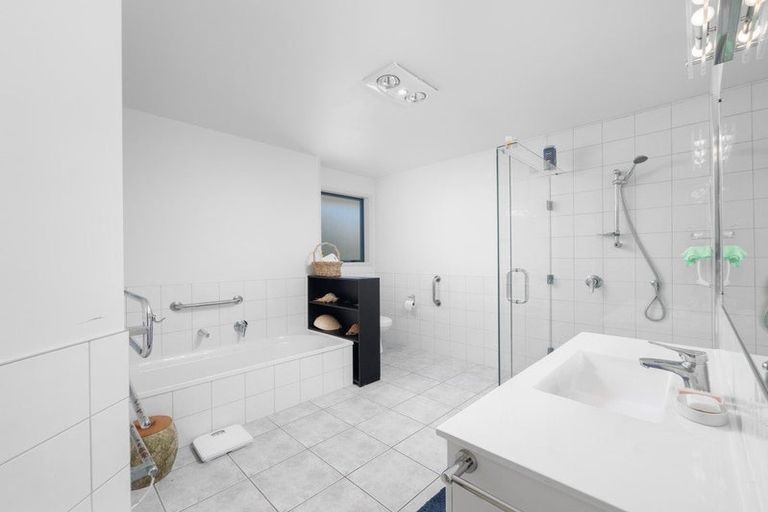 Photo of property in 8 Barrett Place, Kerikeri, 0230