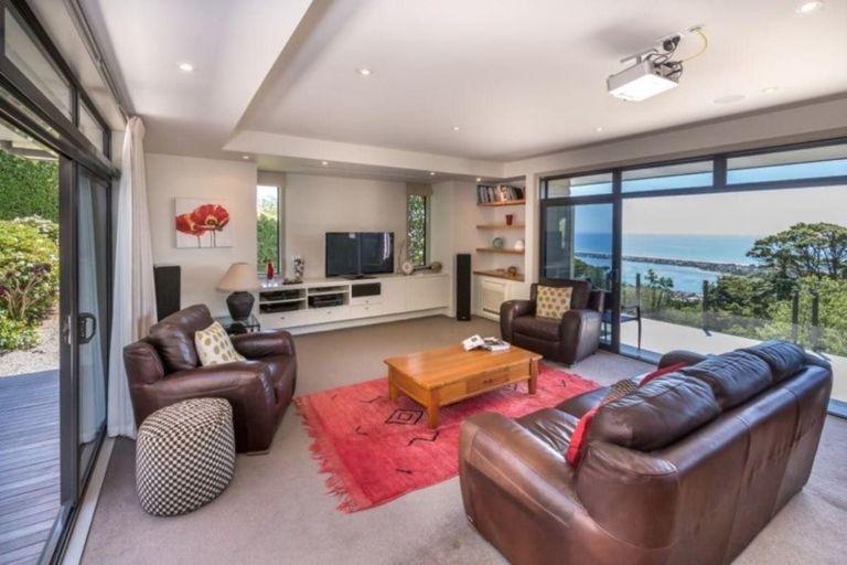 Photo of property in 151 Moncks Spur Road, Mount Pleasant, Christchurch, 8081