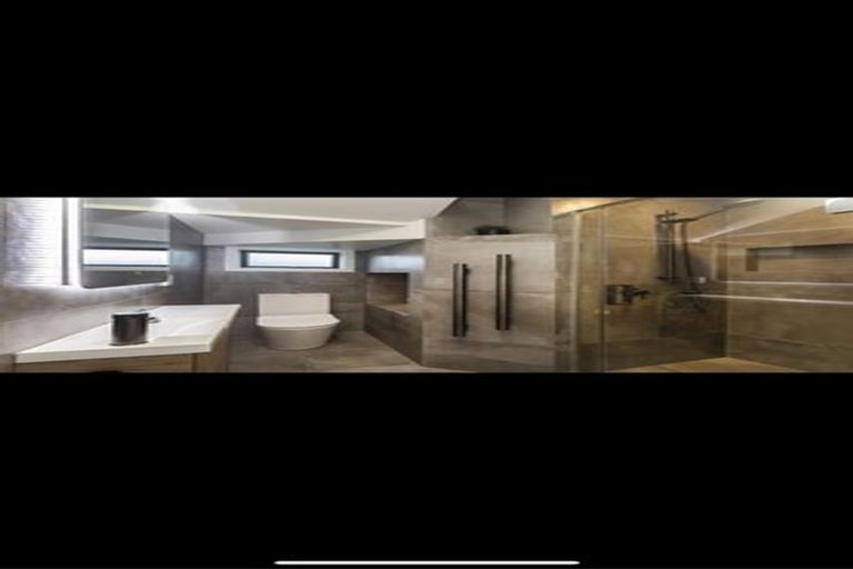 Photo of property in 26b Cornwall Road, Lyttelton, 8082