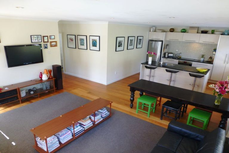 Photo of property in 6 Nelson Avenue, Northcote Point, Auckland, 0627
