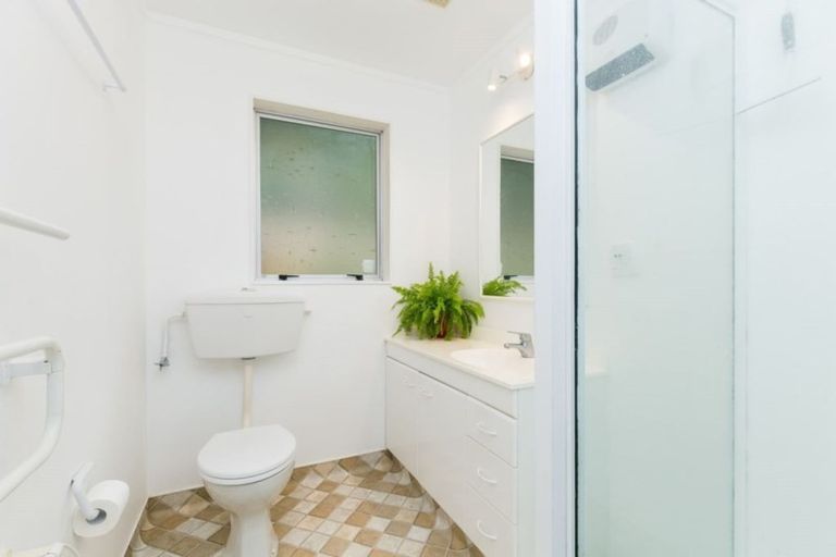 Photo of property in 10 Jasons Place, Churton Park, Wellington, 6037