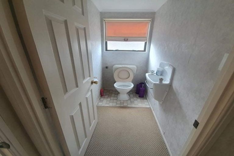 Photo of property in 1/1 Britannia Place, Half Moon Bay, Auckland, 2012