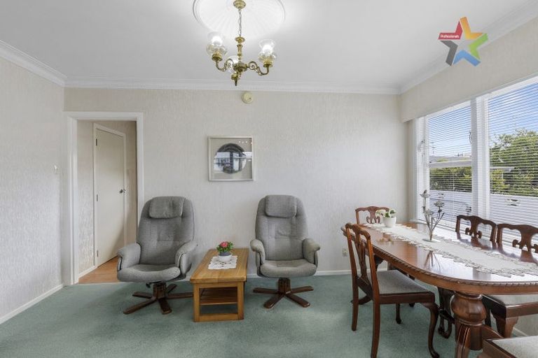 Photo of property in 33 Rosebank Avenue, Avalon, Lower Hutt, 5011