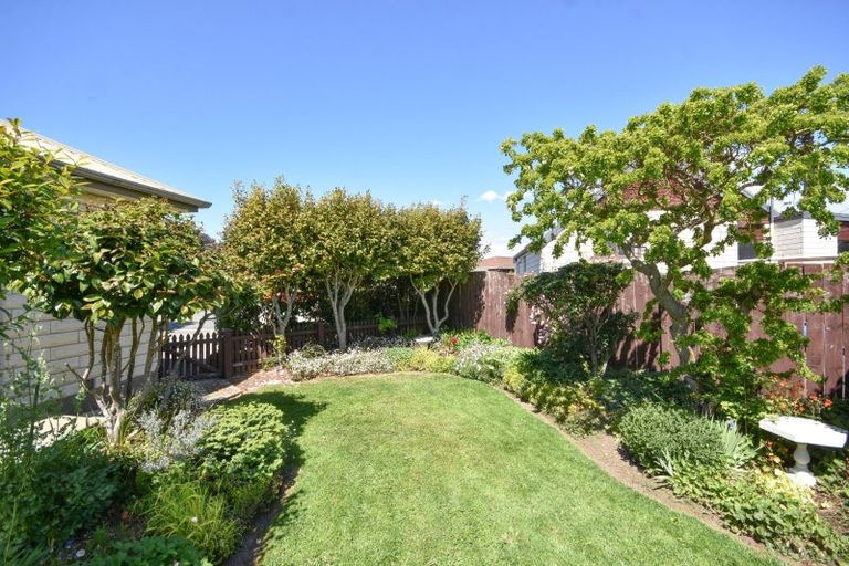 Photo of property in 5 Ash Place, Mosgiel, 9024