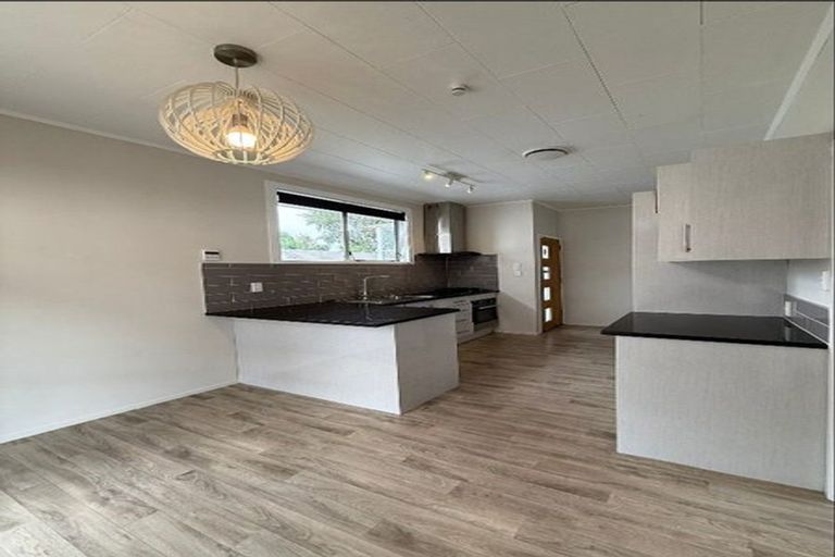 Photo of property in 64 Henwood Road, Mangere East, Auckland, 2024