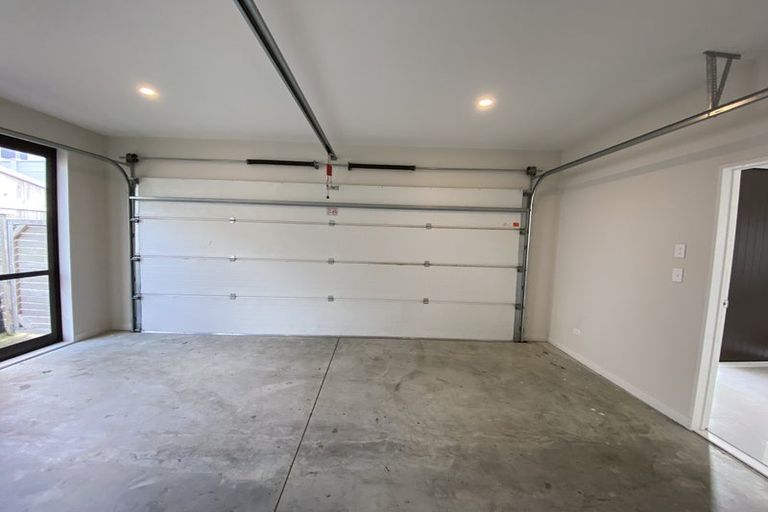 Photo of property in 42 Cirrus Way, Ranui, Auckland, 0612