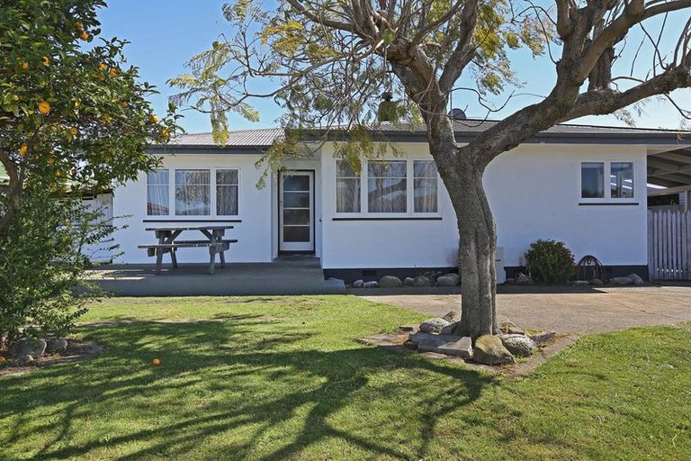 Photo of property in 4 Kelvin Road, Maraenui, Napier, 4110