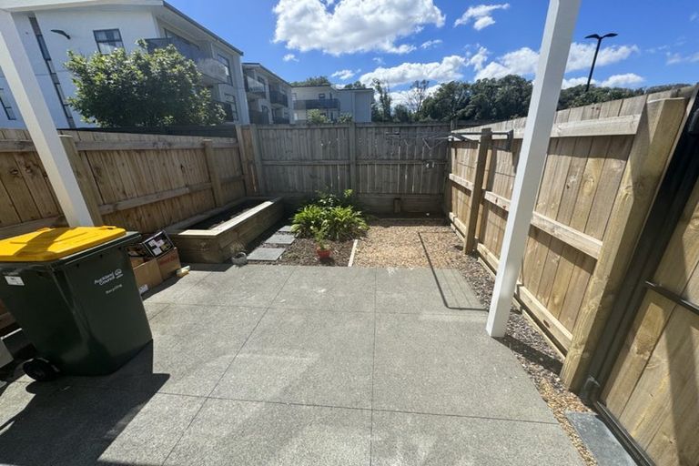 Photo of property in 9c Welby Place, Mangere, Auckland, 2022