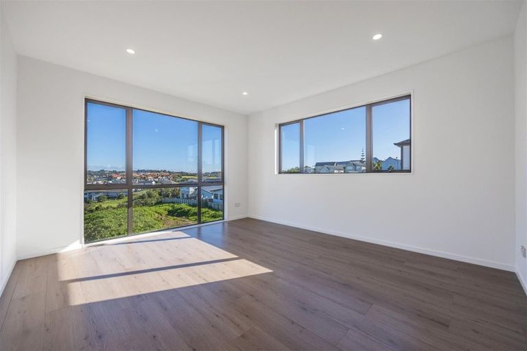 Photo of property in 6 Ta Moko Drive, Gulf Harbour, Whangaparaoa, 0930