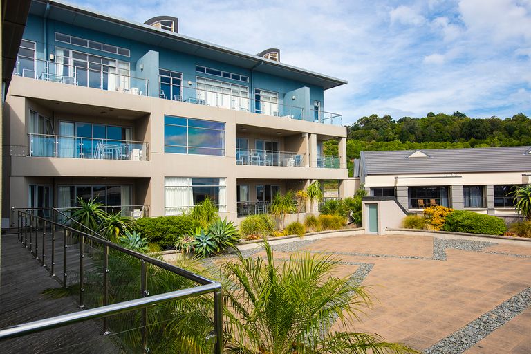 Photo of property in 4 Reads Quay, Gisborne, 4010