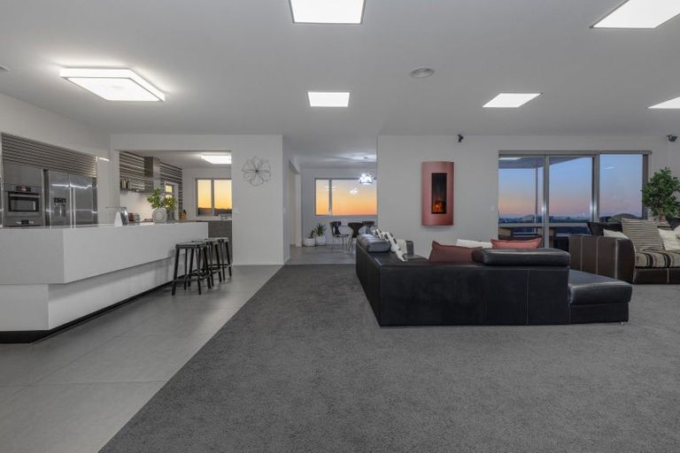 Photo of property in 22 Milford Street, Aotea, Porirua, 5024