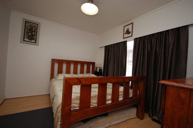 Photo of property in 1/10 Anne Road, Hillcrest, Auckland, 0627