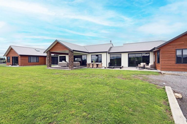 Photo of property in 89 Matarua Rise, Waimarama, Havelock North, 4294