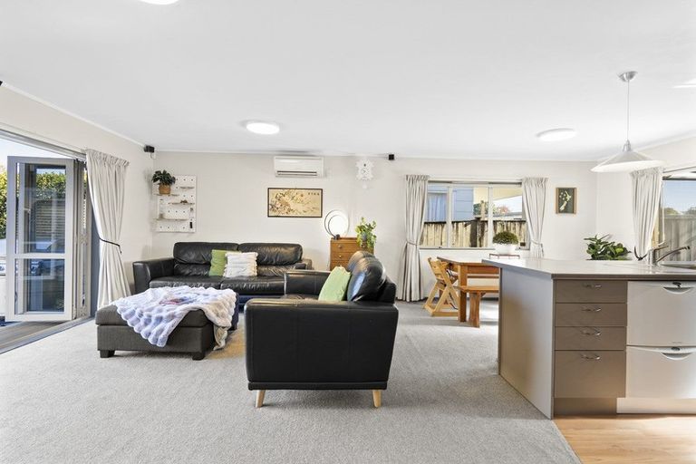 Photo of property in 40 Moore Street, Leamington, Cambridge, 3432