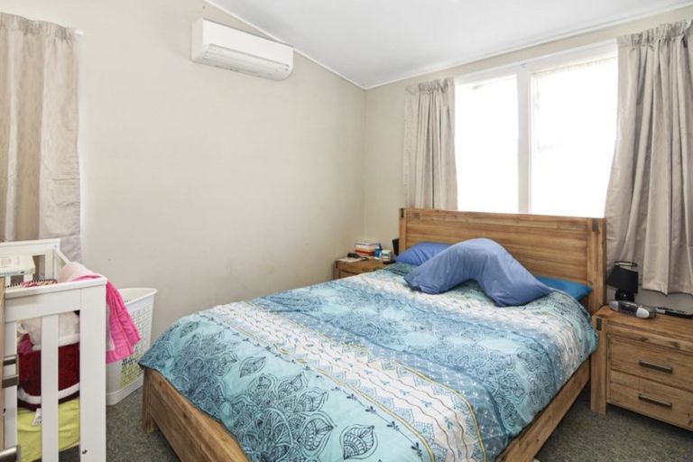 Photo of property in 9 Hockin Place, Fairfield, Hamilton, 3214