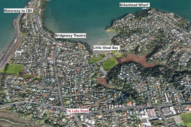 Photo of property in 1a Lake Road, Northcote, Auckland, 0627