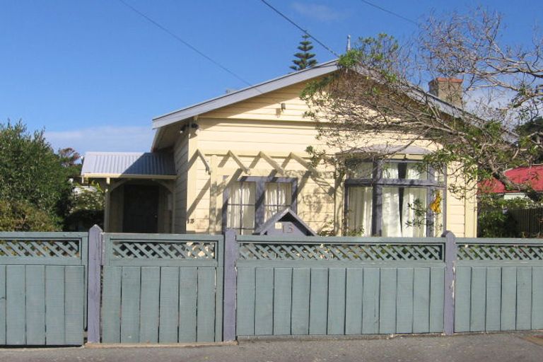 Photo of property in 13 Toru Street, Lyall Bay, Wellington, 6022