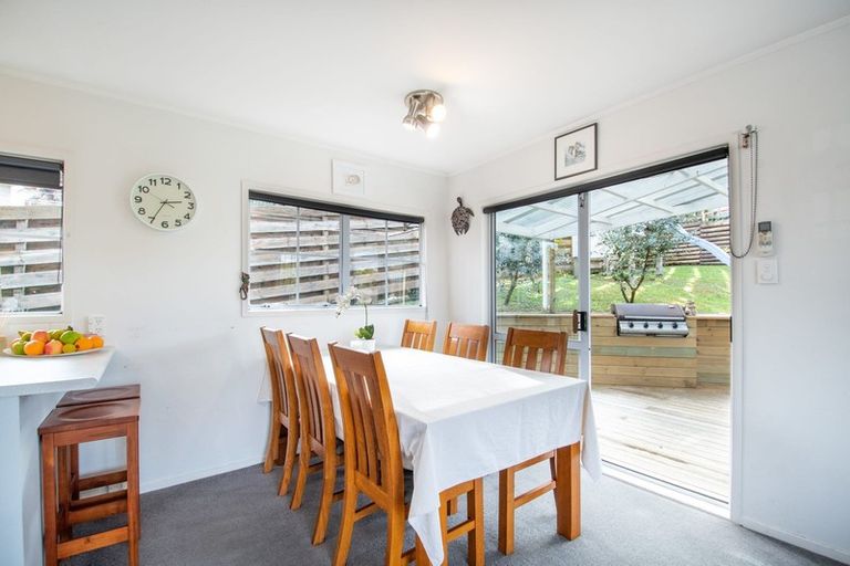 Photo of property in 48 Donovan Avenue, Massey, Auckland, 0614