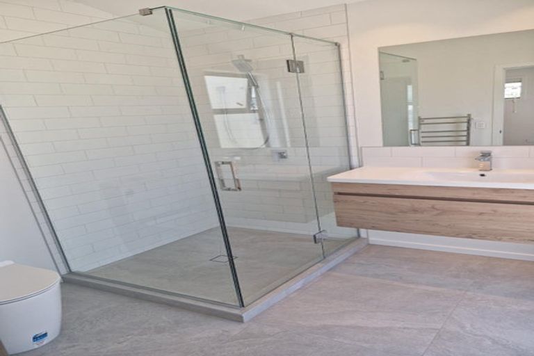 Photo of property in 1335e Papamoa Beach Road, Papamoa Beach, 3118