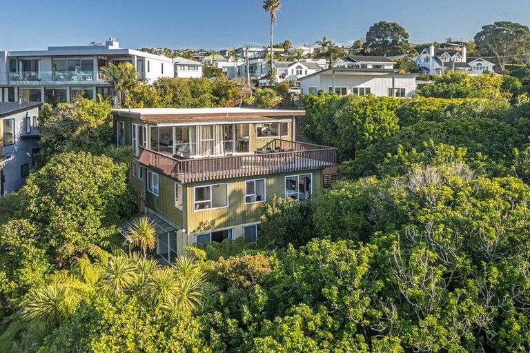 Photo of property in 29 Oban Road, Browns Bay, Auckland, 0630