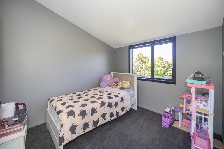 Photo of property in 124 Perth Street, Holmes Hill, Oamaru, 9401