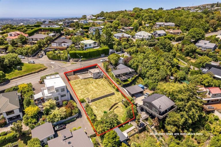 Photo of property in 122 Dyers Pass Road, Cashmere, Christchurch, 8022