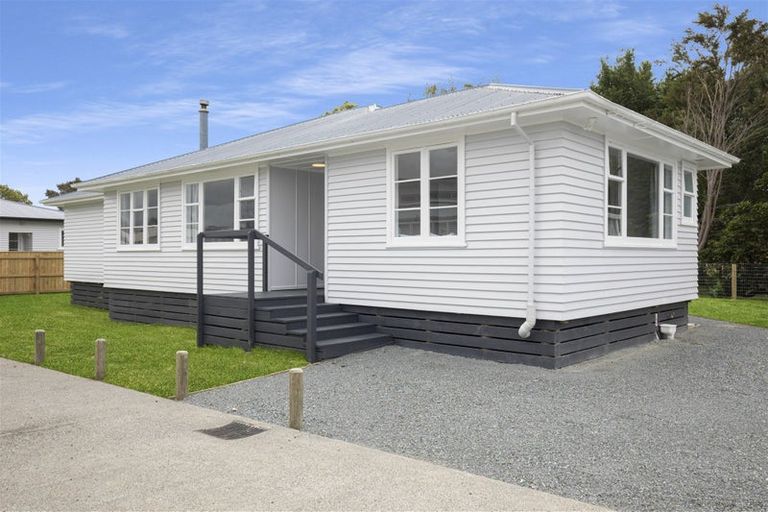Photo of property in 37b Jellicoe Street, Greytown, 5712