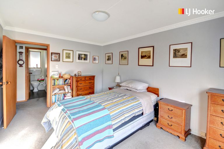 Photo of property in 17 Grater Street, Maori Hill, Dunedin, 9010