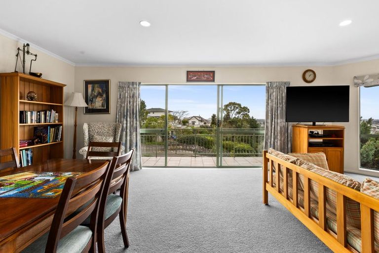 Photo of property in 2/89 Churchill Drive, Taradale, Napier, 4112