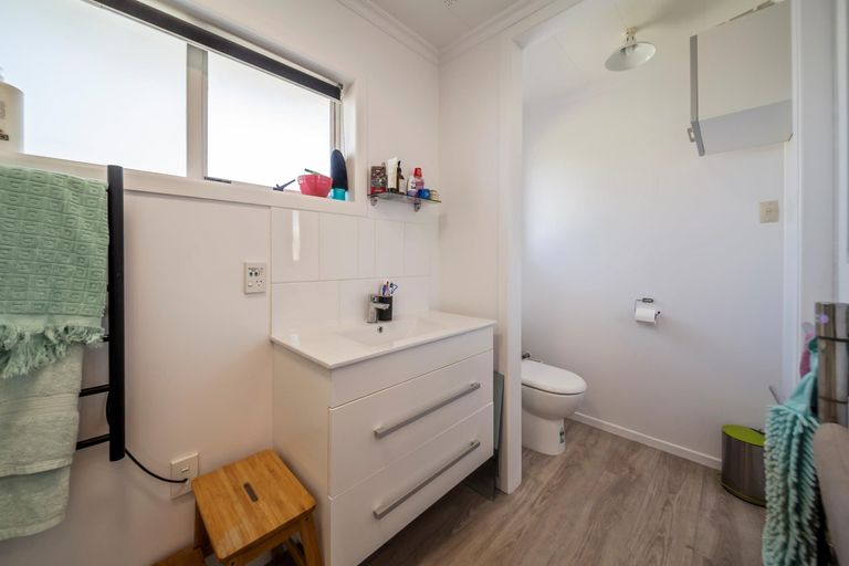 Photo of property in 89 Clawton Street, Westown, New Plymouth, 4310