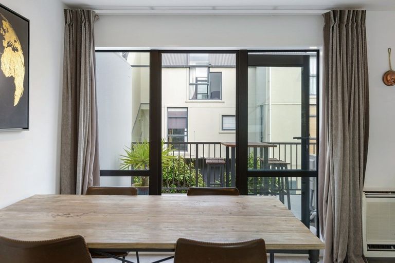 Photo of property in 73c Carlton Mill Road, Merivale, Christchurch, 8014