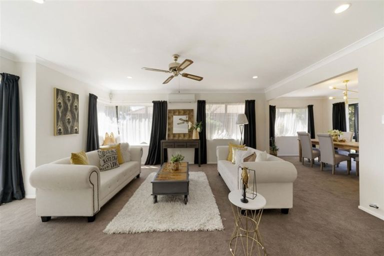 Photo of property in 40 Longford Park Drive, Takanini, 2112