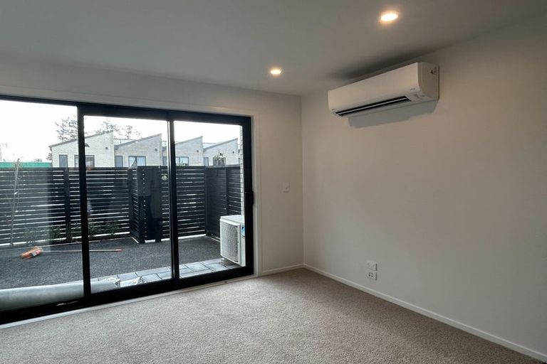 Photo of property in 37/28 Westgate Drive, Westgate, Auckland, 0614