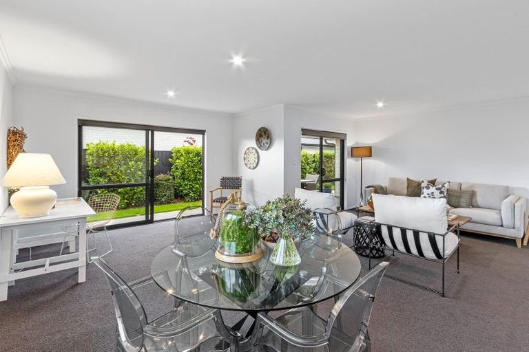 Photo of property in 8 Parawai Street, Marshland, Christchurch, 8083