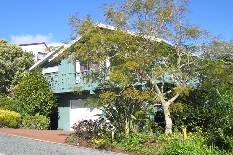 Photo of property in 64 Te Haumi Drive, Paihia, 0200