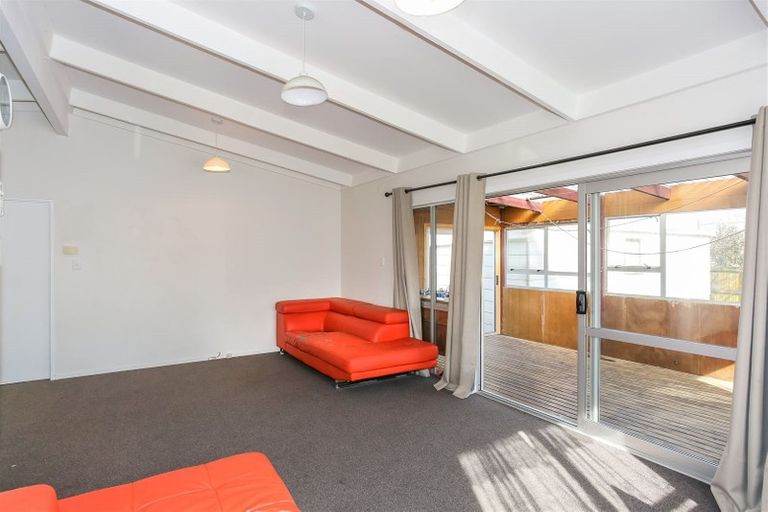 Photo of property in 1/150 Great South Road, Drury, 2113