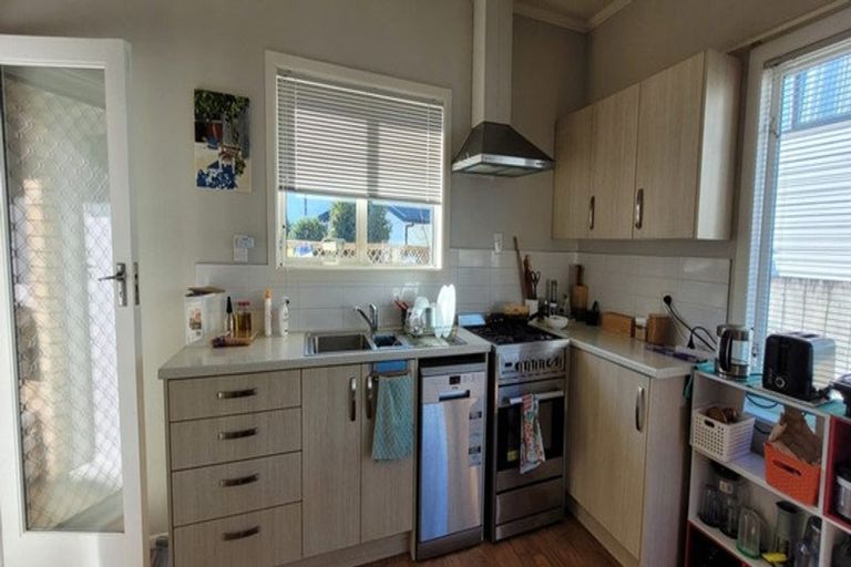 Photo of property in 35 Morrinsville Road, Hillcrest, Hamilton, 3216