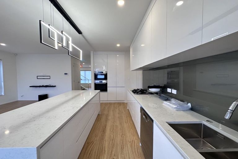 Photo of property in 13 Paripari Street, Flat Bush, Auckland, 2019