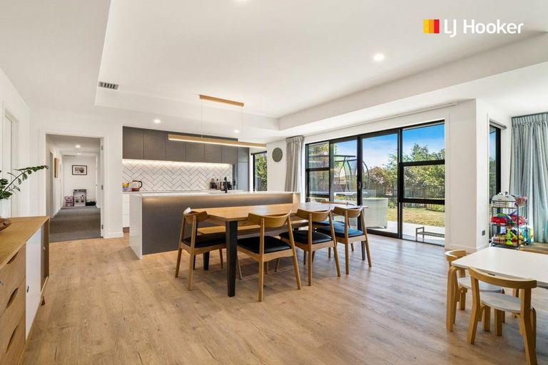 Photo of property in 8 Tuwhare Lane, Mosgiel, 9024