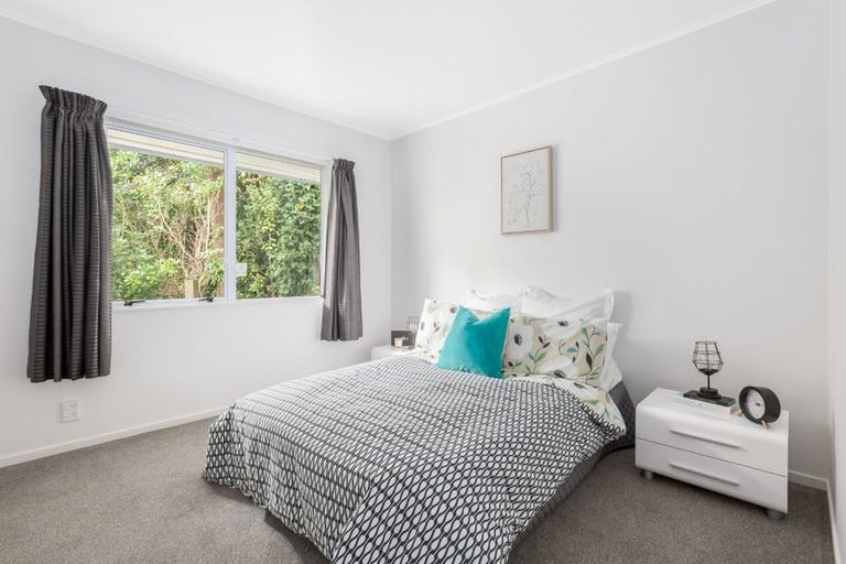 Photo of property in 2/54 Hungerford Road, Houghton Bay, Wellington, 6023