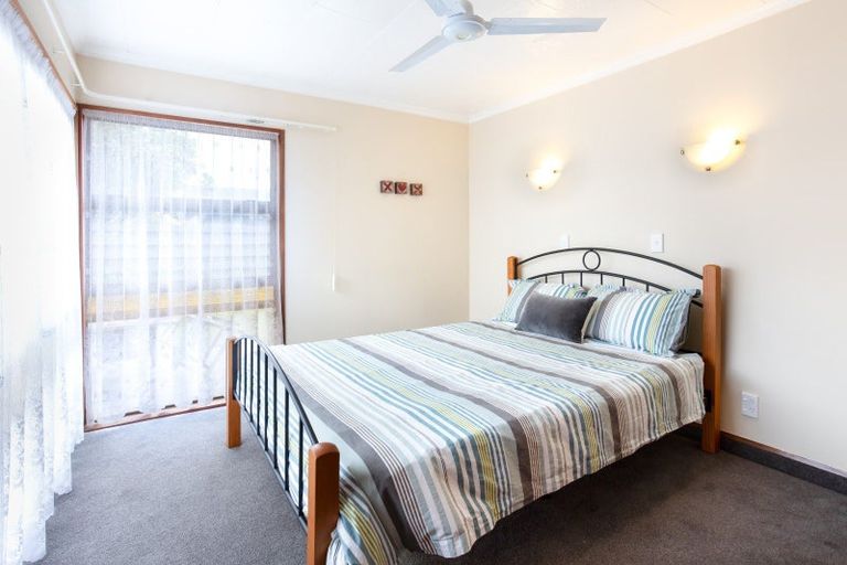 Photo of property in 14a Palm Avenue, Hokowhitu, Palmerston North, 4410