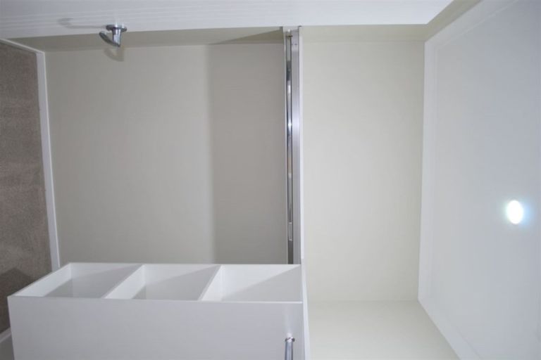 Photo of property in 50b Pinedale Place, Henderson, Auckland, 0610